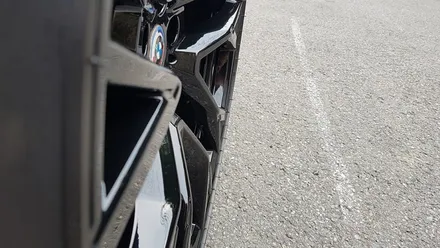 리더스휠 BMW F95 X5M 휠복원 올검정 휠도색 분채도색 / 시흥시 죽율동