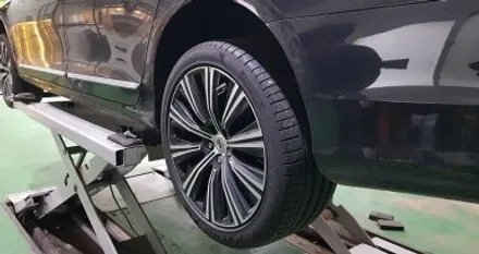 볼보 S90 B5 휠복원 블랙유광 휠도색 분체도색 리더스휠 / 시흥시 죽율동
