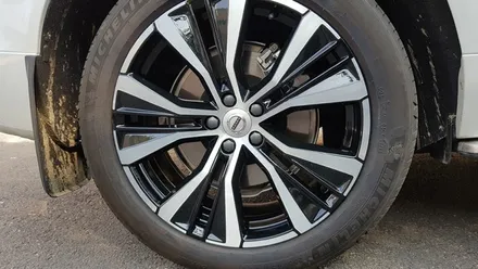 볼보 XC60 휠복원 블랙 컷팅 휠도색 분체도색 / 시흥시 죽율동