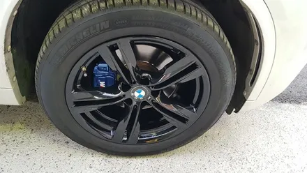 BMW X5 블랙휠 휠도색 휠복원 M팩 블루 캘리퍼도색 리더스휠 / 시흥시 죽율동