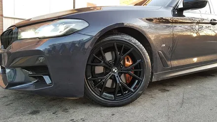BMW 5시리즈 G30 530i 휠복원 블랙유광 휠도색 분체도장 리더스휠 / 시흥시 죽율동