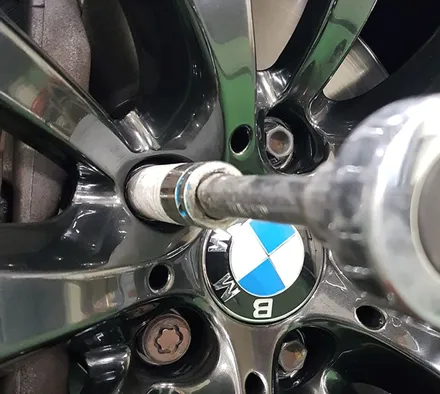 BMW F07 GT 5GT 휠복원 고스트크롬 휠도색 분채도장 리더스휠 / 시흥시 죽율동
