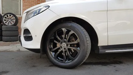 벤츠 ML GLE250 휠복원 다크 크롬쉐도우 휠도색 분체도장 리더스휠 / 시흥시 죽율동