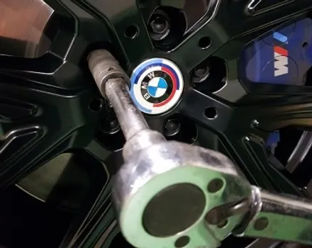 BMW 1시리즈 F40 M135i 휠복원 반광 블랙 휠도색 분체도장 리더스휠 / 시흥시 죽율동
