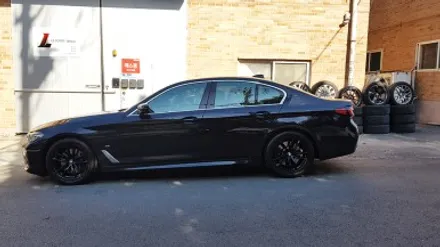 BMW 520i 휠복원 662M 블랙유광 휠도색 분채도색 / 시흥시 죽율동