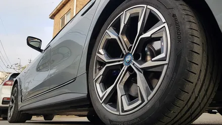 BMW i4 19인치 860m 휠복원 다이아몬드 컷팅 휠도색 분체도색 / 시흥시 죽율동