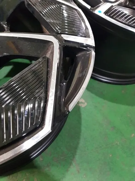 BYD SEAL 씰 휠복원 검정 휠도색 분체도색 리더스휠 / 시흥시 죽율동
