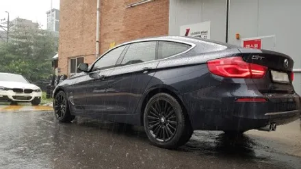 BMW 그란투리스모 320D 휠복원 블랙 하이그로시 휠도색 분체도장 / 시흥시 죽율동