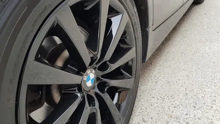 BMW 528i 휠복원 휠 도색 후기 유광블랙 휠도색 분체도장 리더스휠 / 시흥시 죽율동