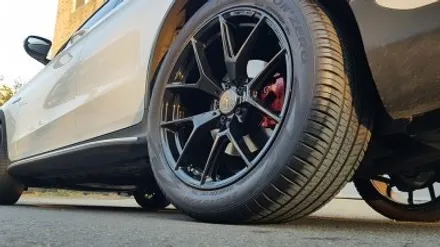 벤츠 GLC220 D 쿠페 휠긁힘 찍힘 휠복원 하이그로시 블랙 휠도색 분체도장 / 시흥시 죽율동