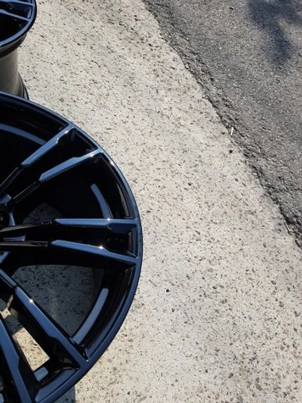 BMW F90 M5 706M 휠복원 하이그로시 블랙 휠도색 분체도장 리더스휠 / 시흥시 죽율동