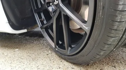 테슬라 모델S 21인치 사제휠 휠찍힘 휠복원 멧블랙 분체도장 휠도색 리더스휠 / 시흥시 죽율동