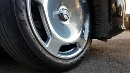 벤츠 Z223 S580 마이바흐 버핑휠 휠복원 고광택 휠도색 분채도장 / 시흥시 죽율동