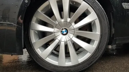 BMW 7시리즈 750LD 휠파임 휠복원 휠도색 실버 분채도색 / 시흥시 죽율동