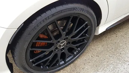 자동차 휠 도색 벤츠 A45 AMG 휠복원 블랙반무광 휠도색 분체도색 리더스휠 / 시흥시 죽율동