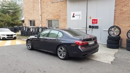 BMW G11 740D 647M 휠복원 메탈 다이아몬드커팅 휠도색 분체도장 / 시흥시 죽율동