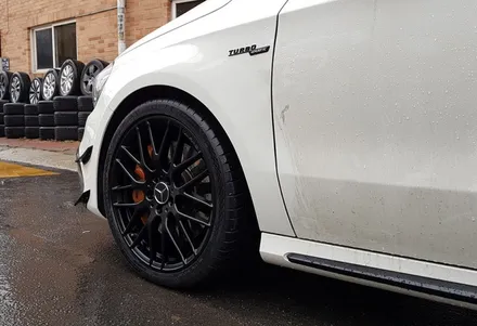 자동차 휠 도색 벤츠 A45 AMG 휠복원 블랙반무광 휠도색 분체도색 리더스휠 / 시흥시 죽율동
