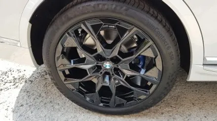 BMW X7 LCI 휠복원 검정 휠도색 분채도장 리더스휠 / 시흥시 죽율동