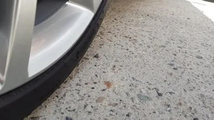 벤츠 C207 E400 쿠페 휠복원 및 하이퍼실버 분채도장 휠도색 리더스휠 / 시흥시 죽율동