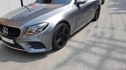 벤츠 E220D E클래스 쿠페 휠복원 블랙휠 휠도색 분체도색 / 시흥시 죽율동