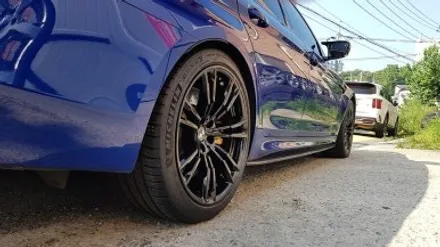 BMW F90 M5 706M 휠복원 하이그로시 블랙 휠도색 분체도장 리더스휠 / 시흥시 죽율동