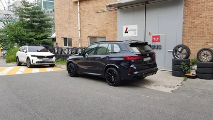 리더스휠 BMW F95 X5M 휠복원 올검정 휠도색 분채도색 / 시흥시 죽율동