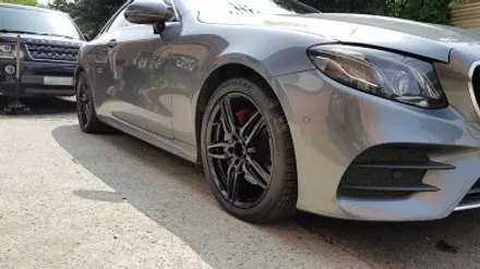 벤츠 E220D E클래스 쿠페 휠복원 블랙휠 휠도색 분체도색 / 시흥시 죽율동
