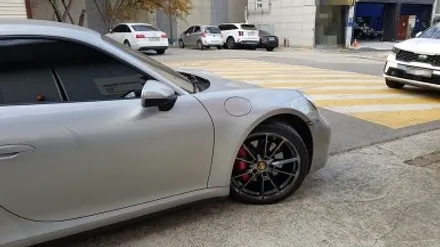 리더스휠 포르쉐 911 카레라S 휠복원 하이퍼블랙 휠도색 분채도색 / 시흥시 죽율동