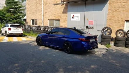 BMW F90 M5 706M 휠복원 하이그로시 블랙 휠도색 분체도장 리더스휠 / 시흥시 죽율동