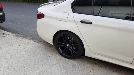 BMW 520D 하이그로시 블랙 분채도장 휠도색 휠복원 리더스휠 / 시흥시 죽율동