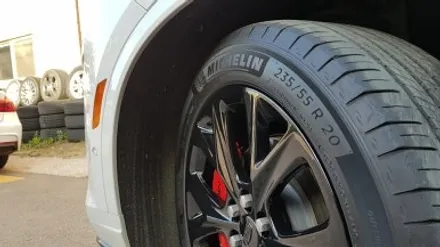 캐딜락 XT6 휠복원 및 블랙유광 휠도색 분체도색 리더스휠 / 시흥시 죽율동