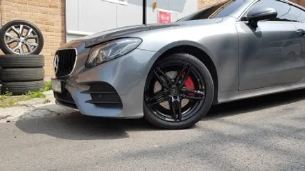 벤츠 E220D E클래스 쿠페 휠복원 블랙휠 휠도색 분체도색 / 시흥시 죽율동