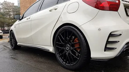 자동차 휠 도색 벤츠 A45 AMG 휠복원 블랙반무광 휠도색 분체도색 리더스휠 / 시흥시 죽율동