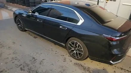 BMW G70E I7 907M 휠복원 블랙 폴리시 휠도색 분체도장 리더스휠 / 시흥시 죽율동