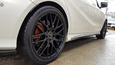 자동차 휠 도색 벤츠 A45 AMG 휠복원 블랙반무광 휠도색 분체도색 리더스휠 / 시흥시 죽율동