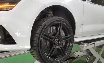 아우디 RS7 휠 스크래치 굴절 휠복원 휠도색 유광블랙 분채도색 / 시흥시 죽율동