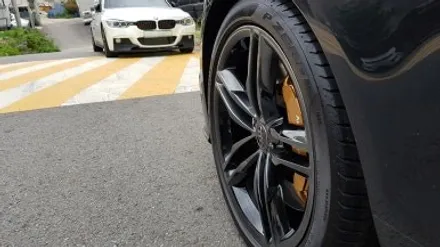 아우디 S7 휠스크래치 휠복원 및 고스트크롬 휠도색 분채도장 리더스휠 / 시흥시 죽율동