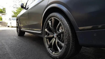 리더스휠 BMW X7 휠복원 고스트크롬 휠도색 분체도색 / 시흥시 죽율동