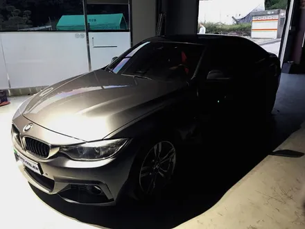 BMW 420D 쿠페 사이드미러 카본랩핑 - by 의정부 오토아틀리에, bmw사이드미러, 카본랩핑, 의정부랩핑, 부분랩핑, 의정부 카스킨,