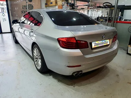 BMW 520D 실버에서 화이트펄로 전체 시공, 양주 랩핑샵 오토아틀리에.