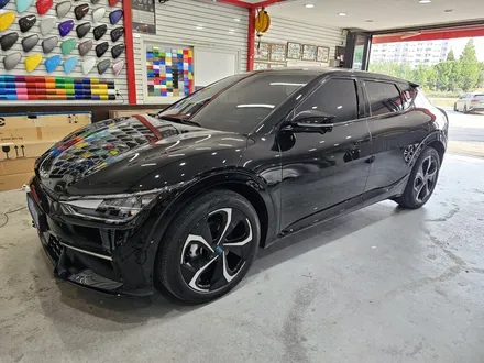 EV6 GT LINE 휠랩핑, 올블랙 완성.