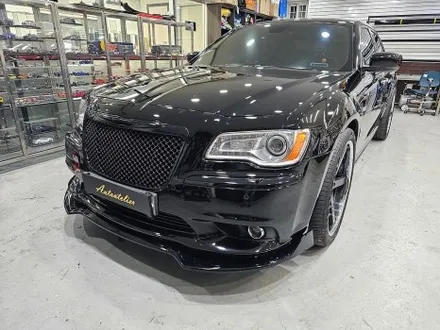 양주 크라이슬러 300c 초 고광택 랩핑. 그라파이트 그레이.
