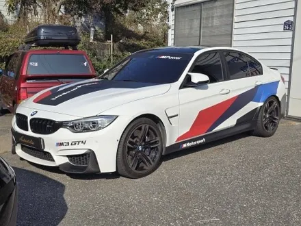포천 BMW F80 M3 전체 데칼 제거 사틴블랙 풀랩핑