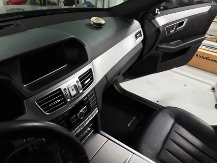 벤츠 E클래스 E350d AMG패키지 실내 랩핑 -  by 의정부 오토아틀리에, 벤츠랩핑, 실내랩핑, E클래스 내장재, 내장재 랩핑