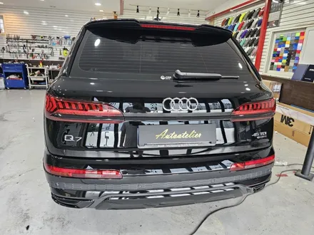 양주 아우디 Audi q7 45tdi 전체 크롬죽이기.