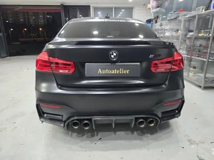 포천 BMW F80 M3 전체 데칼 제거 사틴블랙 풀랩핑
