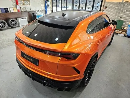 양주 오토아틀리에, 람보르기니 우루스 Urus 고광택 맥스필름 전체 랩핑 시공.
