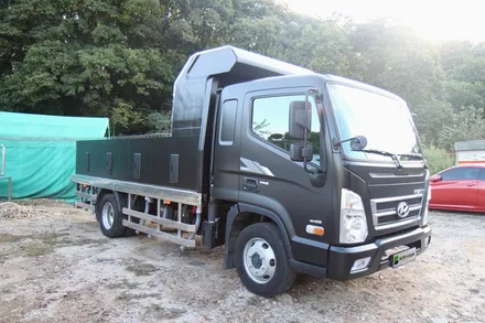마이티2 활어차 전체랩핑. Avery Satin Black.