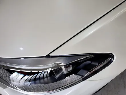 BMW 520D 실버에서 화이트펄로 전체 시공, 양주 랩핑샵 오토아틀리에.