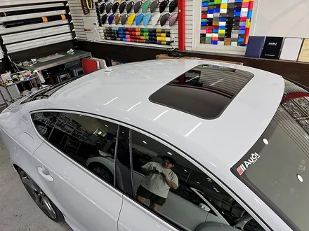 아우디 RS7 루프 블랙 PPF 시공.